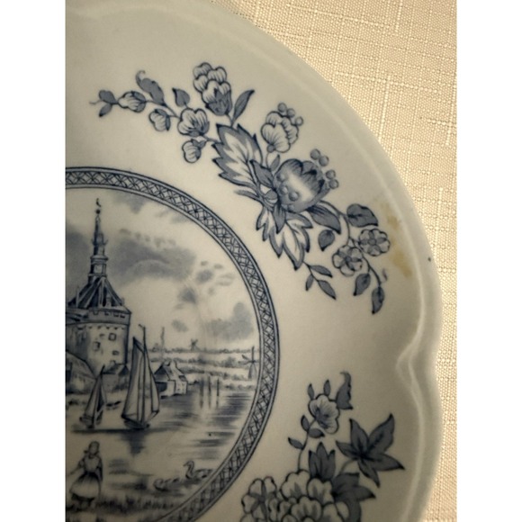Vintage Johnson Bro Made In England "Tulip Time" Plate - Picture 2 of 5
